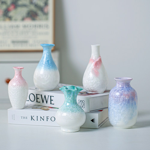 中国风渐变陶瓷小花瓶手工插花