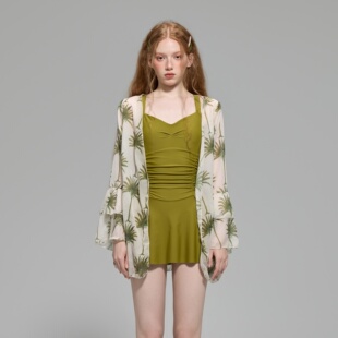 苏拉娜公主新款两件套连体泳衣女保守显瘦遮肚裙式长袖泡温泉泳装