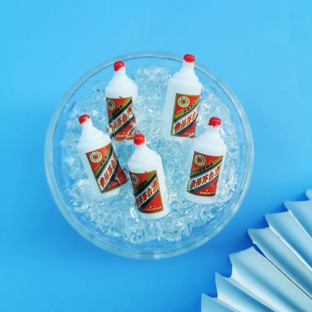 创意食玩冰镇杨梅冰镇茅台冰箱贴防盗门装饰贴立体磁吸个性留言贴