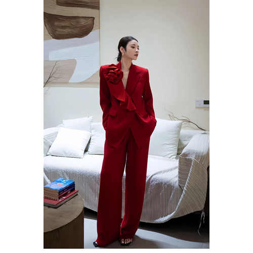 2026秋冬新款高端西服套装女轻奢立体花朵西装外套阔腿裤两件套
