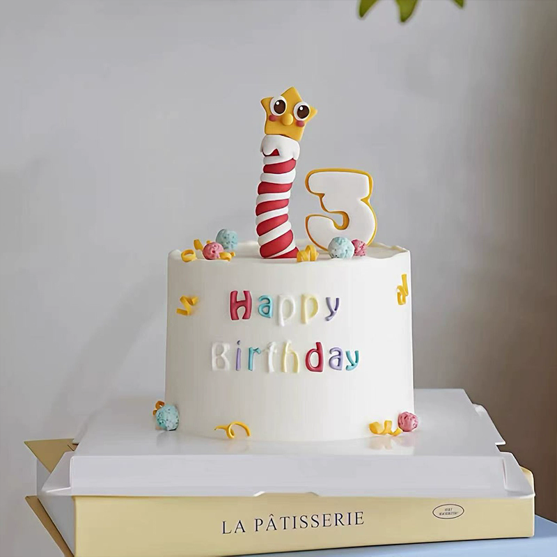 网红许愿星星人蛋糕装饰歪头星星蜡烛儿童周岁潮玩公仔烘焙摆件