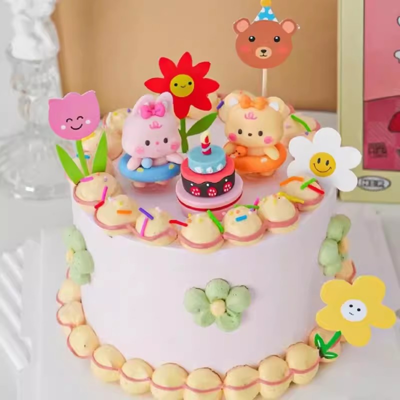 卡通游泳圈小熊小兔软胶摆件夏日卡通救生圈小动物生日蛋糕装饰