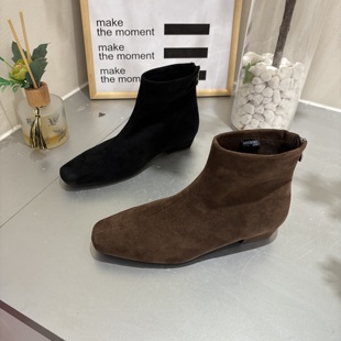 靴街拍超柔瘦瘦女靴 时装 米新款 2025冬上新加绒女短靴尖头气质韩版