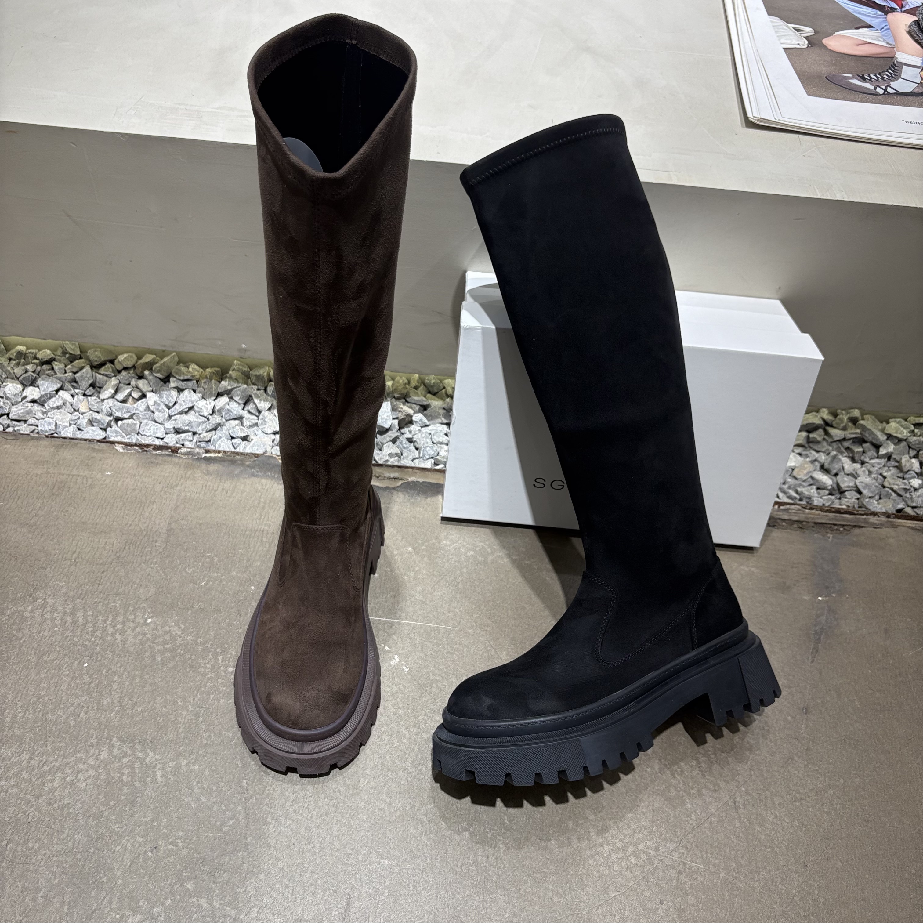 SGIRL TWTW百搭弹力瘦腿靴经典爆款显腿瘦方根软面瘦瘦靴长筒女靴