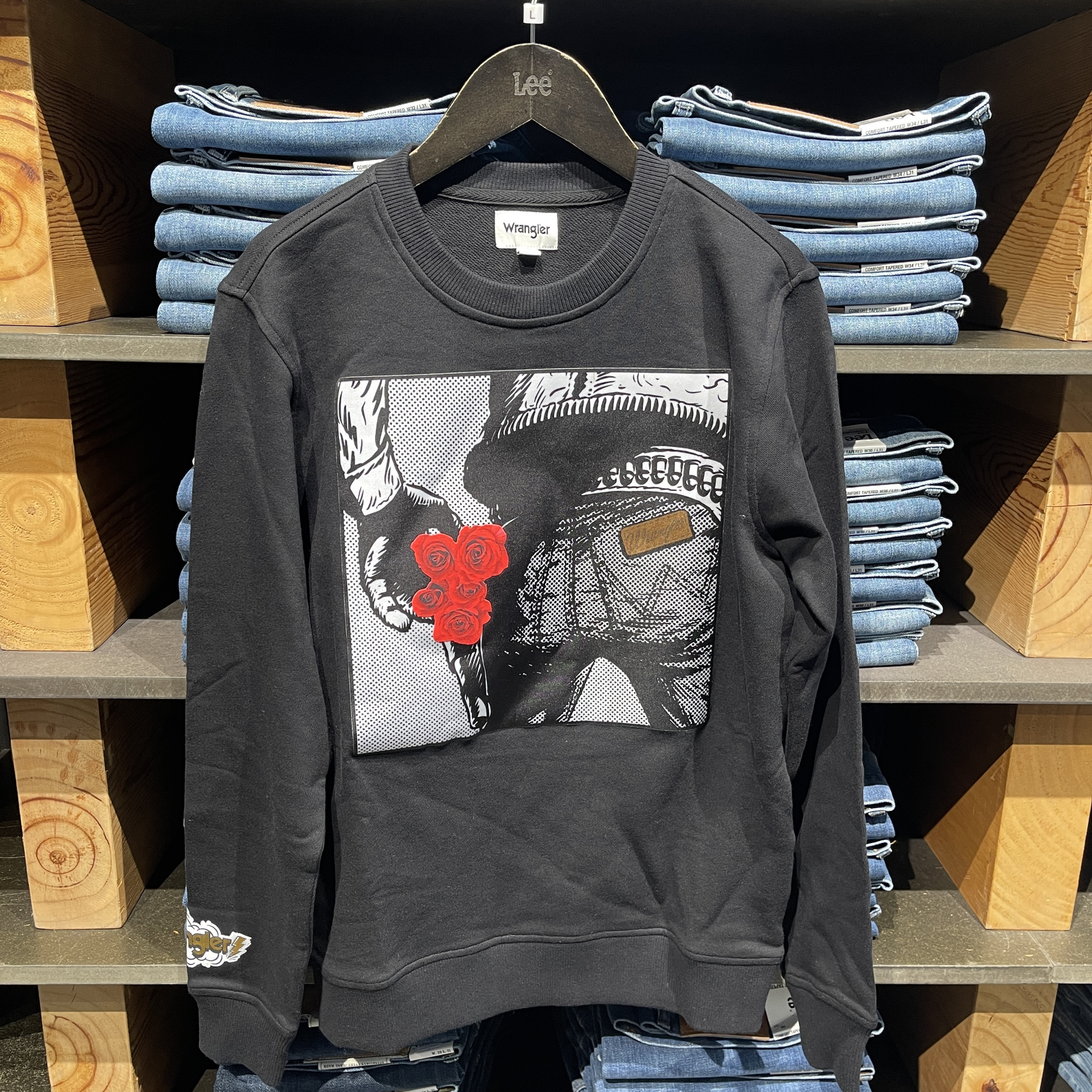 【捡漏】Wrangler/威格 男士长袖圆领时尚套头卫衣 W353774XHS76