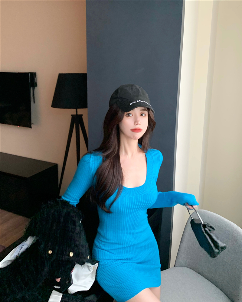 Women's sexy dress in autumn and winter with underlay knitted dress