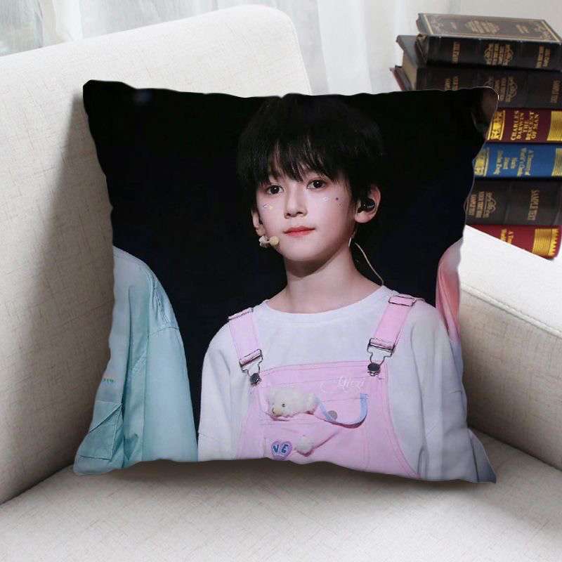 TF家族智恩涵周边抱枕定制男女生日礼物靠垫明星周边同款靠枕沙发图片