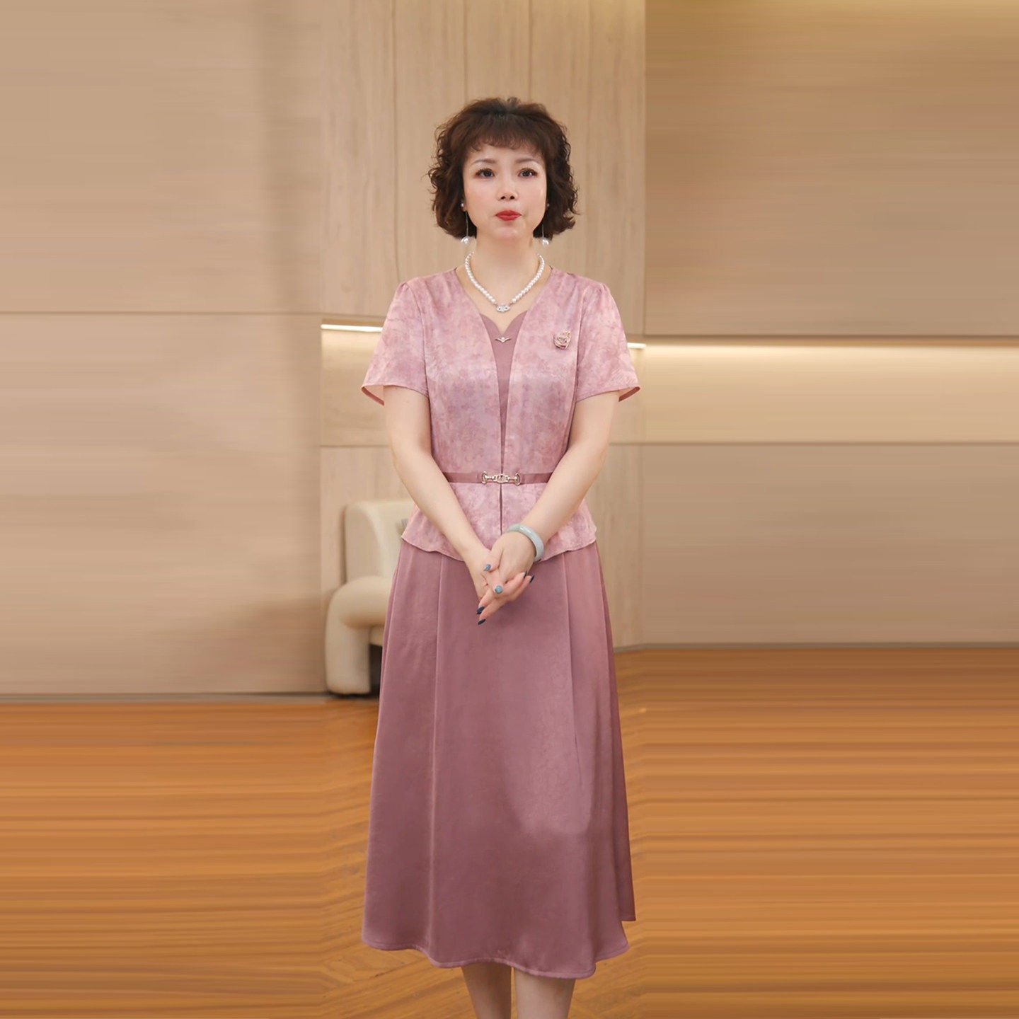 母亲节妈妈装新中式印花连衣裙2026年新款中老年洋气假两件长裙子