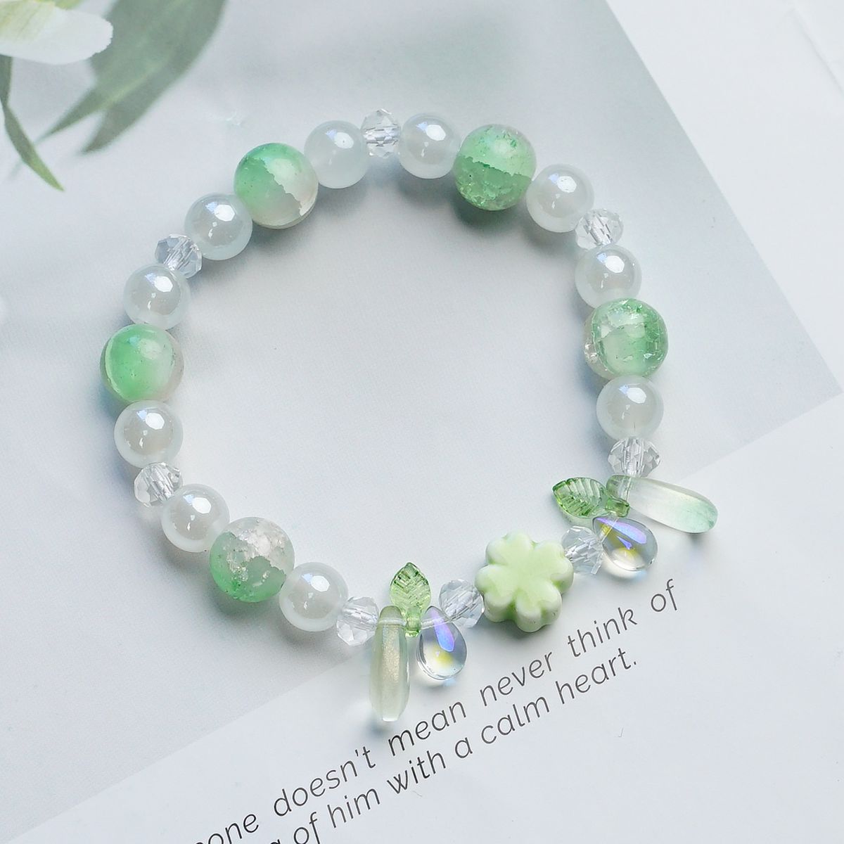 夜市摆摊手链手串男女款小商品情侣闺蜜四叶草水晶手串