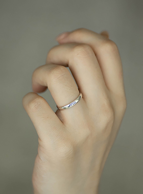 女款纯银925民族风光面戒指