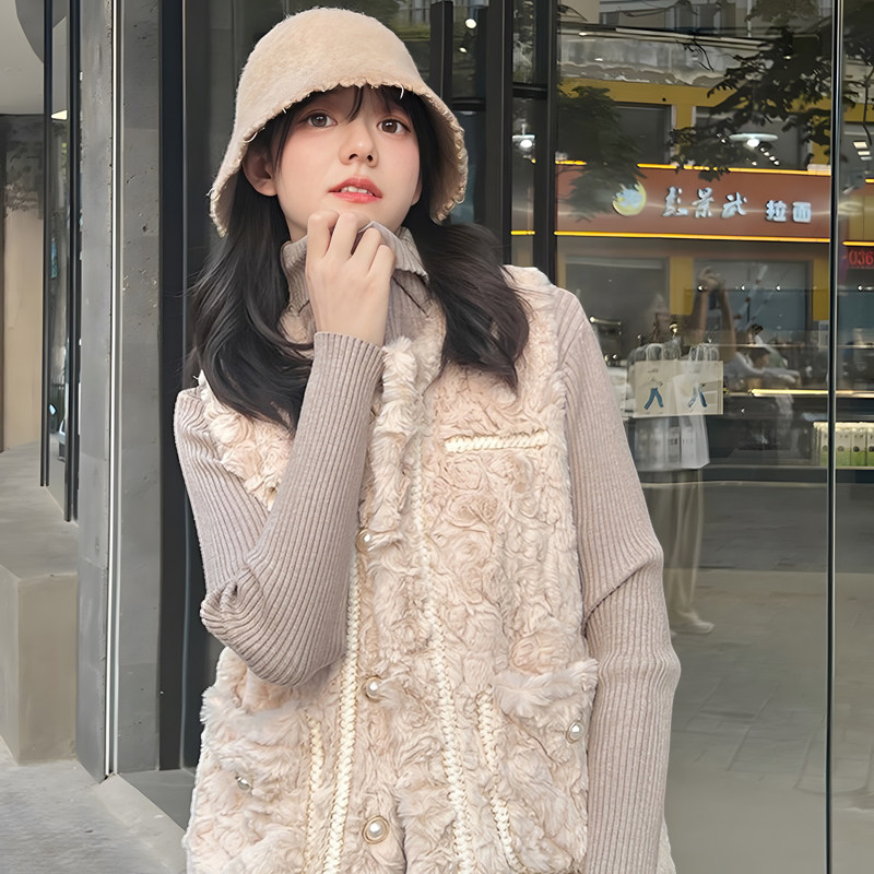 韩系甜美温柔风小个子羊羔毛马甲女秋冬新款保暖宽松显瘦外穿背心