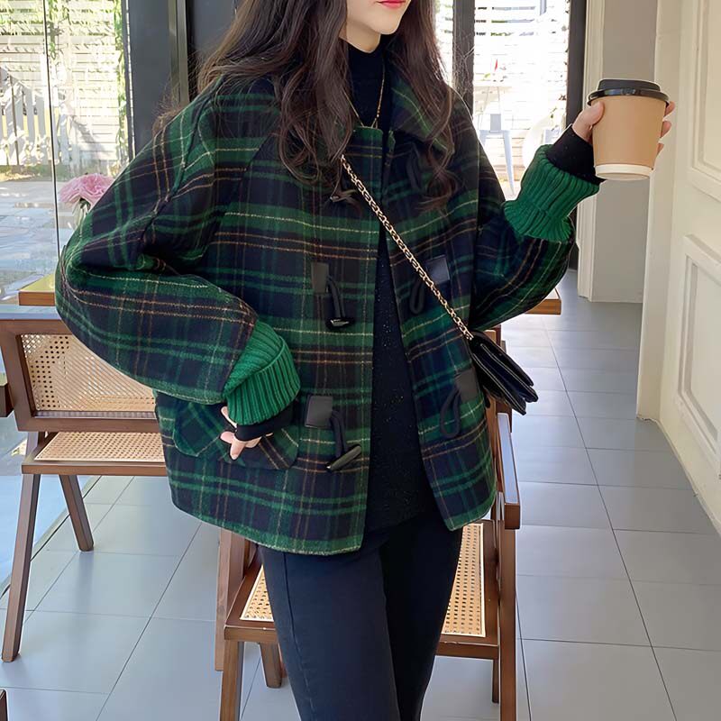 韩系超好看毛呢外套女春秋新款今年流行仿羊绒牛角扣宽松短款上衣