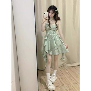 2025春季 吊带裙学生收腰显瘦不规则中长裙 新款 少女风甜美绿色无袖