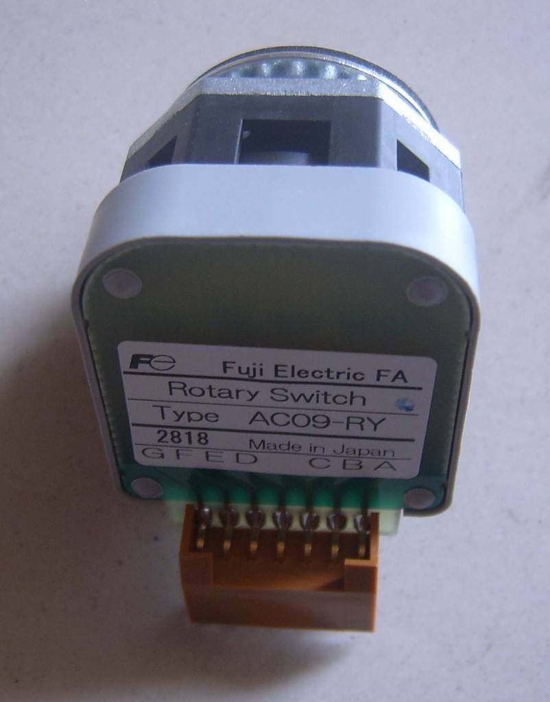 日本富士fuji旋转多段位选择开关全新原装假一赔十ac09-ry