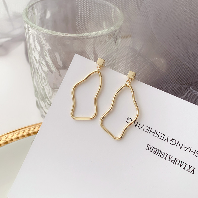 ins风金属轮廓线条设计感气质小众夸张造型港风耳环无耳洞耳夹女,饰品/流行首饰/时尚饰品新,耳夹,淘宝优惠券,粉丝福利购,淘宝优惠卷