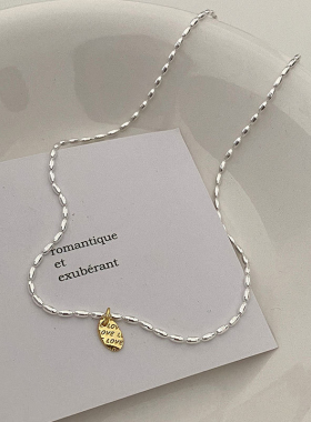 新颖米粒复古字母项链女S925银简约气质锁骨链ins