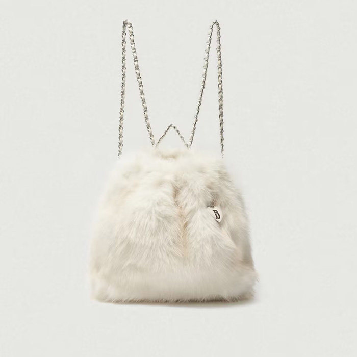 2025新款可爱毛绒绒链条双肩背包