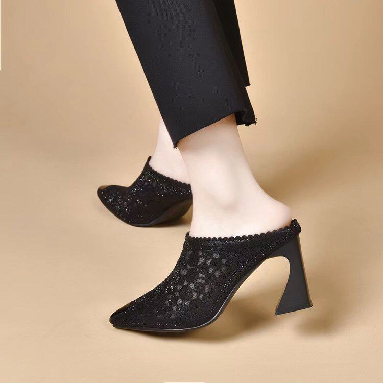 品牌断码真皮凉鞋女粗跟2026包头拖