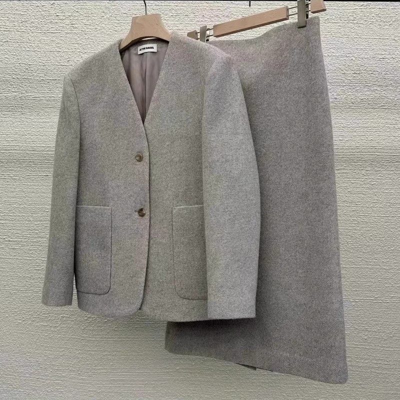 东大门2024冬季新款韩版宽松时尚毛呢西装外套半身裙两件套套装女