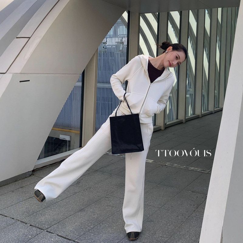 TTOOVOUIS早春新款2420松紧腰卫