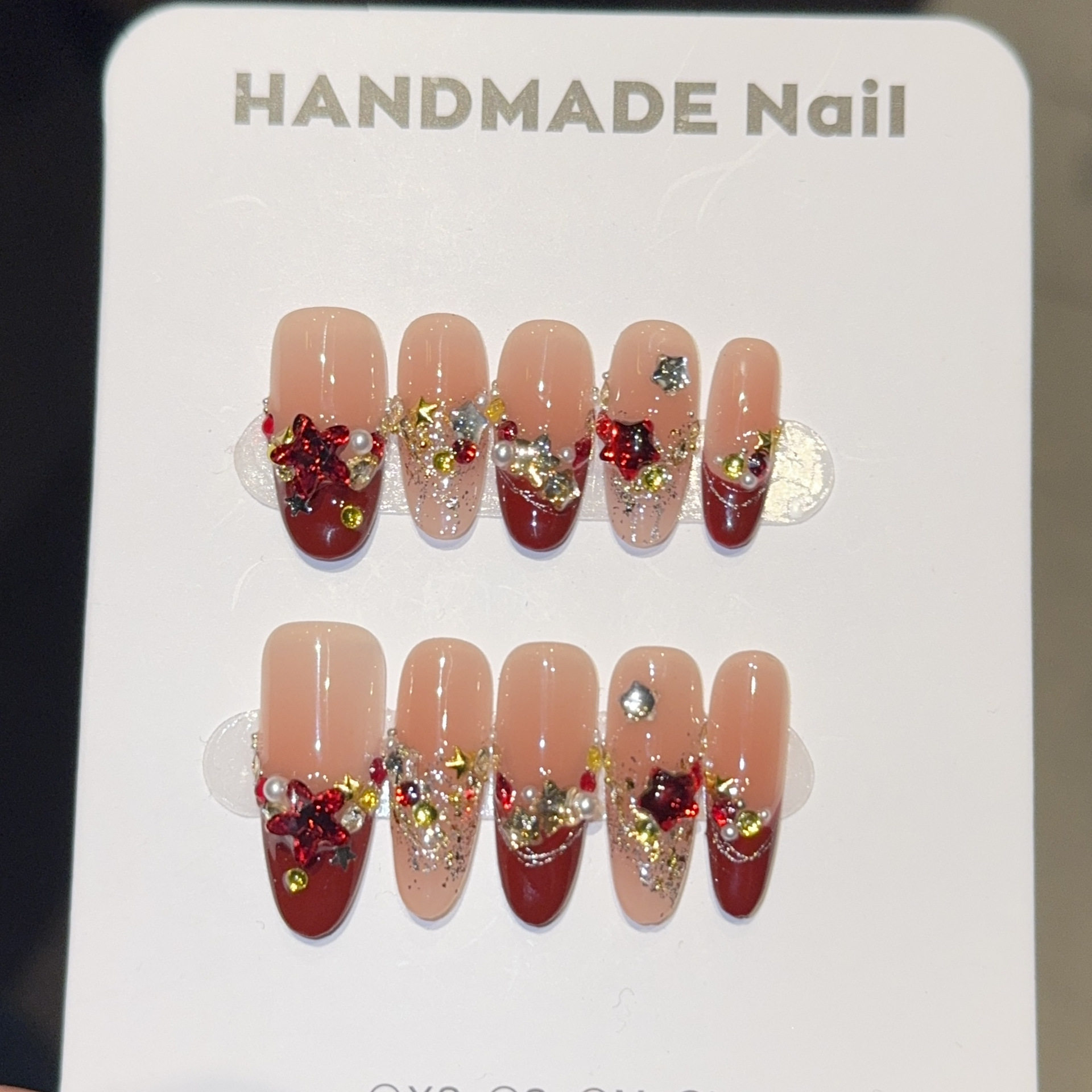 2026新年款纯手工穿戴甲红色钻石闪粉美甲贴片中短款显白氛围感,彩妆/香水/美妆工具,穿戴甲/甲片,淘宝优惠券,粉丝福利购,淘宝优惠卷