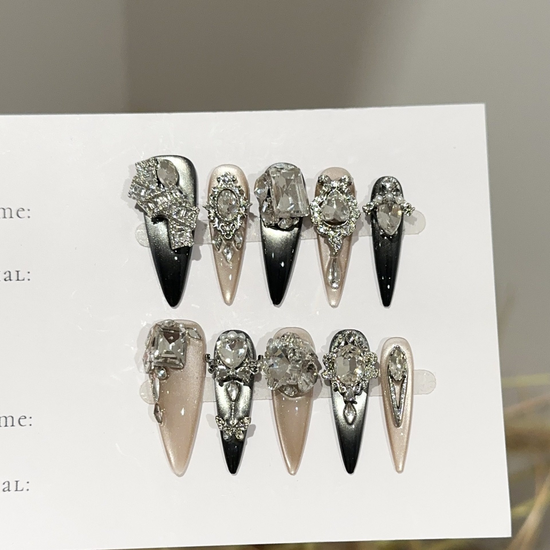 重工新款长尖纯手工满钻猫眼穿戴甲黑色美甲甲片轻奢高级感指甲贴,彩妆/香水/美妆工具,穿戴甲/甲片,淘宝优惠券,粉丝福利购,淘宝优惠卷