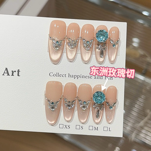 切堆钻纯手工杏色穿戴甲爆闪裸色显白轻奢高级感甜御风美甲贴片