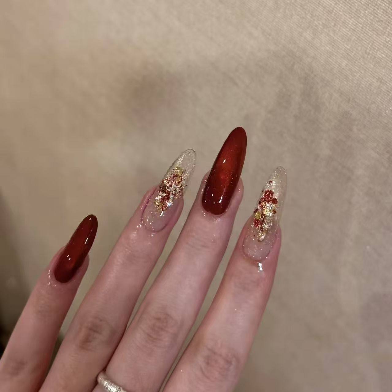 2026新年红色亮片纯手工穿戴甲长椭圆高级感显白美甲贴片浪漫风,彩妆/香水/美妆工具,穿戴甲/甲片,淘宝优惠券,粉丝福利购,淘宝优惠卷