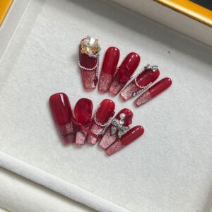 ins冰透红色猫眼细闪新娘轻奢美甲高级感小众精致长款手工穿戴甲