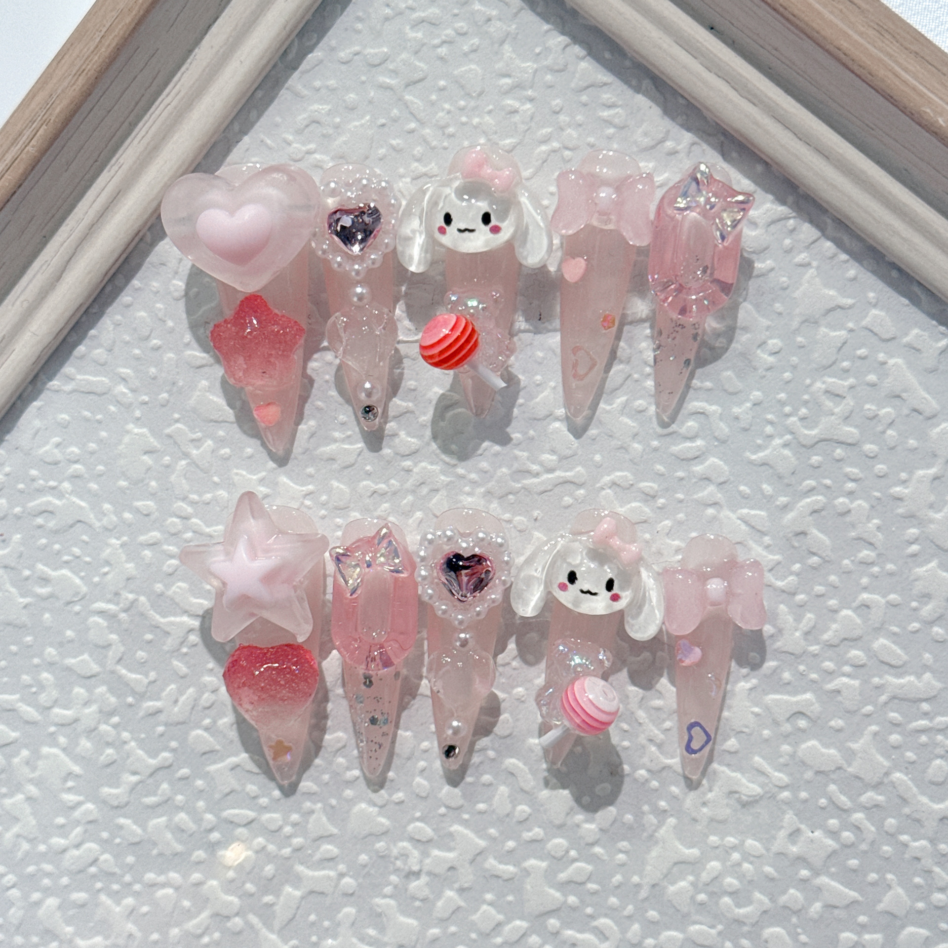 冰透玉桂狗粉色显白穿戴甲