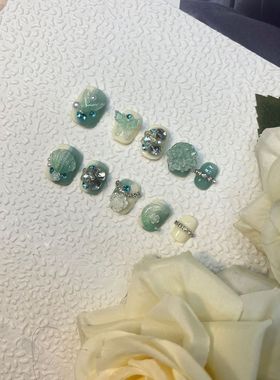 绿色人鱼贝壳短款法式显白高级感钻款长款轻奢美甲贴片纯手工冰透