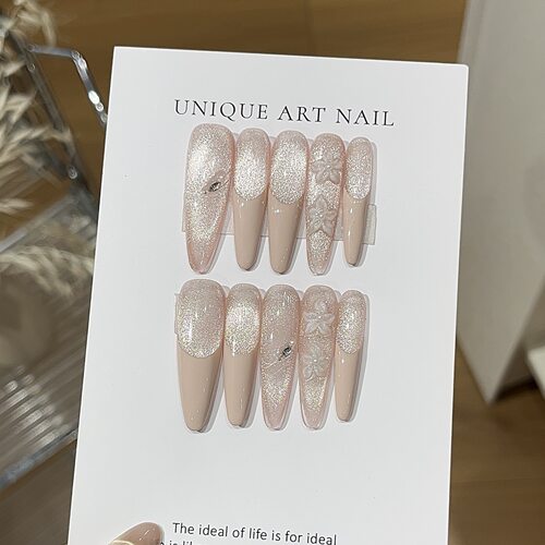 纯手工穿戴甲裸色爆闪猫眼立体雕