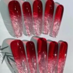 纯欲冰莓酒红色手工穿戴甲春季冰透感红色显白琉璃甲新年美甲成品