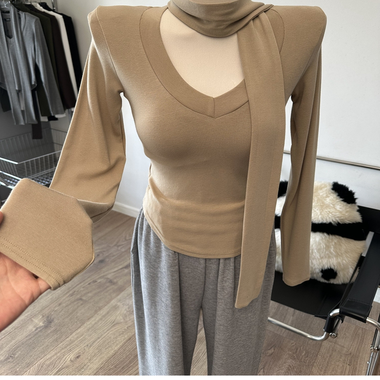 穿出自己的风格～ 垫肩V领飘带长袖T恤修身围巾打底衫上衣