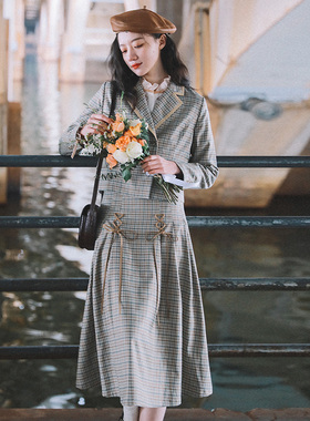 南风过境  休闲学院风格纹西服两件套