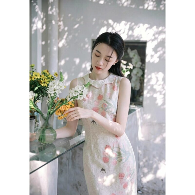 微笑向暖 复古新中式印花无袖收腰旗袍翻领显瘦少女感郁金香旗袍