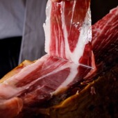 西班牙火腿伊比利亚整腿原装 进口红标橡果黑猪后腿整只切片生吃