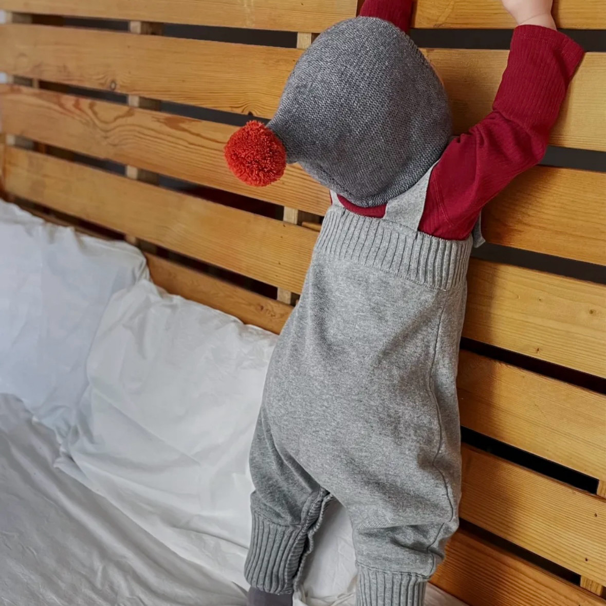 婴儿背带裤 春秋可开档0-1-2岁男女宝宝大PP毛线屁屁针织纯棉裤子