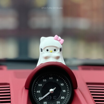 草莓奶油kitty保时捷911摆件