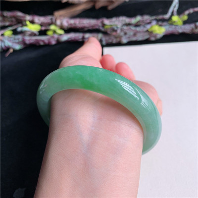 6月新品 鸿玉翡翠58圈口冰糯种飘阳绿正圈玉手镯女款正品10JJ0612