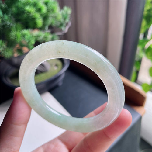 9月新品 鸿玉翡翠52圈口冰糯种晴水调圆条玉手镯女款正品5G80930
