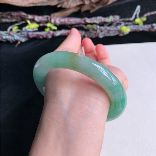 6月新品 鸿玉翡翠60圈口冰糯种双彩黄加绿圆条玉手镯女款15F70623