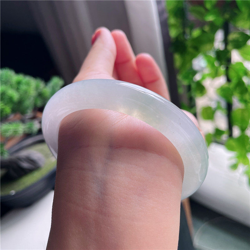 10月新品 鸿玉翡翠60圈口冰种冰粉底正圈玉手镯女款正品3A81020