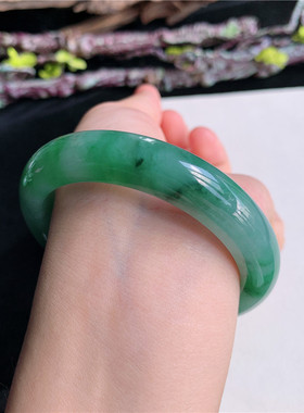 6月新品 鸿玉翡翠56圈口冰糯种飘阳绿正圈玉手镯女款正品14JJ0622
