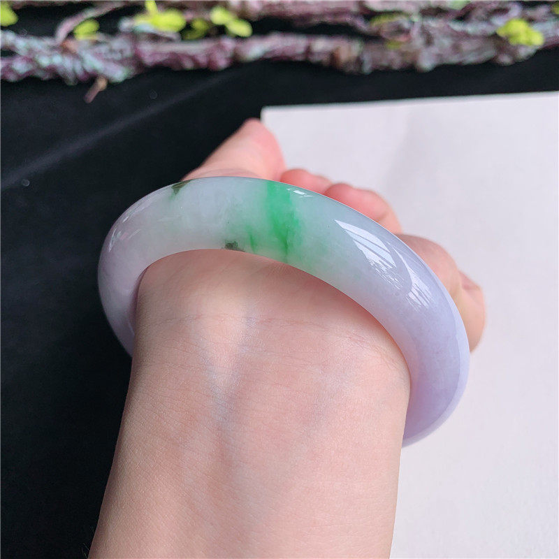 5月新品 鸿玉翡翠58圈口冰糯种春带彩正圈玉手镯女款正品34B90529
