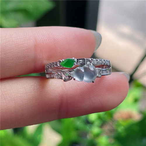 9月新品 鸿玉翡翠18k金镶嵌冰种起光白冰招财葫芦精美戒指A190929