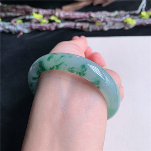 6月新品 鸿玉翡翠53圈口冰糯种飘绿花正圈玉手镯女款正品4D10613