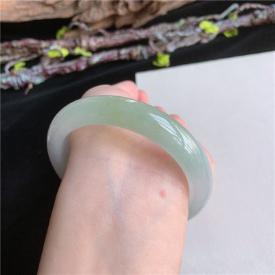 4月新品 鸿玉翡翠57圈口冰种飘淡黄翡正圈手镯正品5A10401