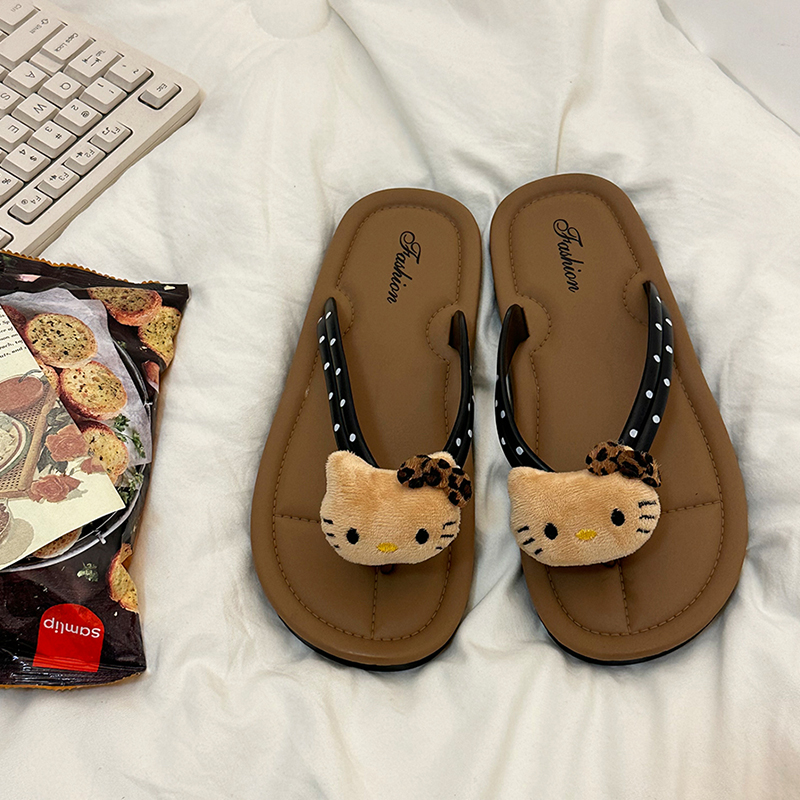 可爱卡通哈喽kitty拖鞋子女夏季新款百搭居家外穿防滑平底人字拖
