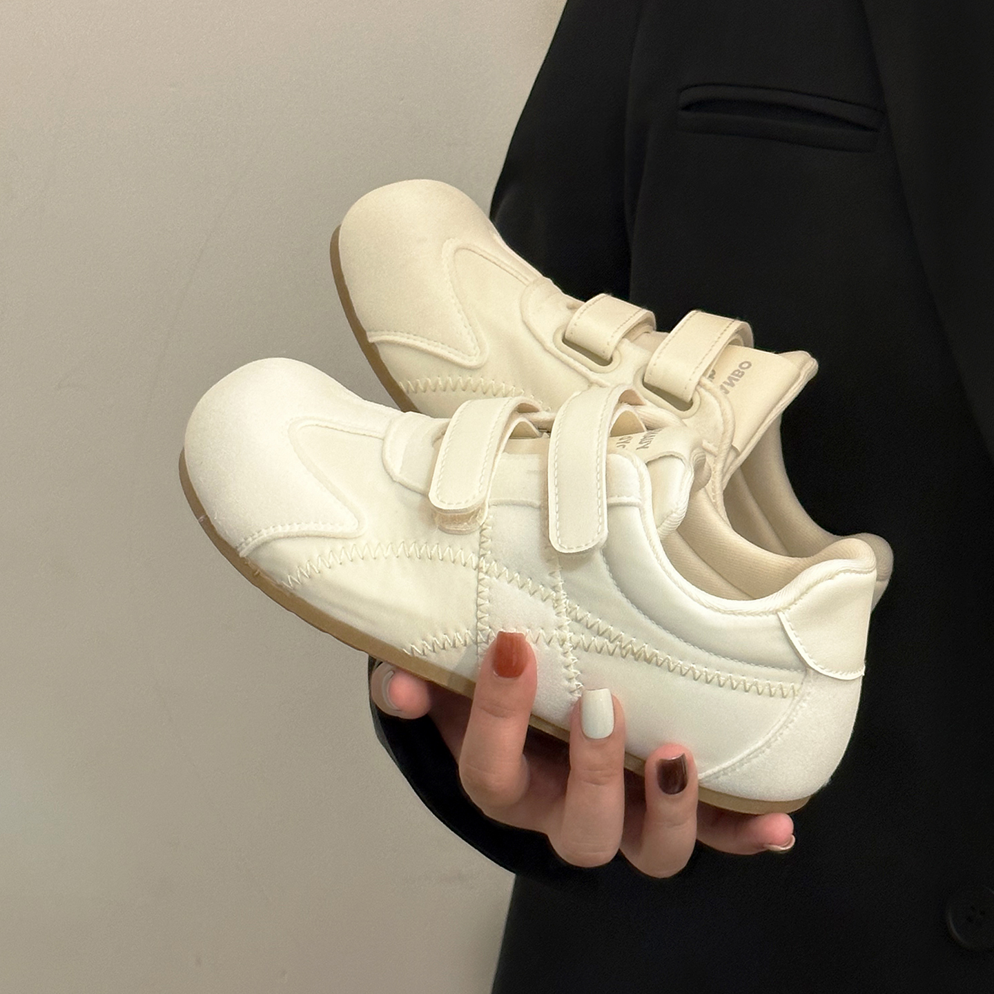 成宇阳 小众魔术贴德训鞋女夏季透气2025新款百搭ins厚底小白鞋子